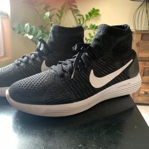 Nike LunarEpic Black Size 10